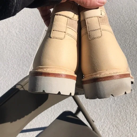 Allen Edmonds discovery suede used conditions 11.5/3E wide